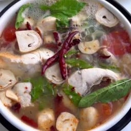 ต้มยำปลากระพง(หม้อ)