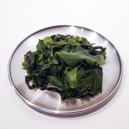 สาหร่ายวากาเมะ (50g) B15