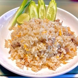 ข้าวผัดเนื้อ(L)        Beef Fried Rice ( Large )