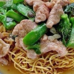 ราดหน้าเยาวราช โอ เลิศรส
