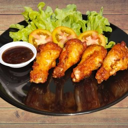 ปีกไก่ทอดนิวออลีน 8 ชิ้น