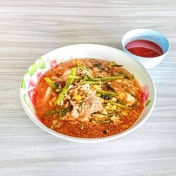 สุกี้หมูน้ำ