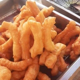 น้ำเต้าหู้ปาท่องโก๋ อาตี๋น้อย🥨🥨