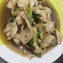 ไก่ผัดขิง