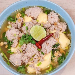 ต้มยำเต้าหู้หมูสับน้ำใส
