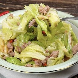 ผัดกระหล่ำปลีหมูสับ