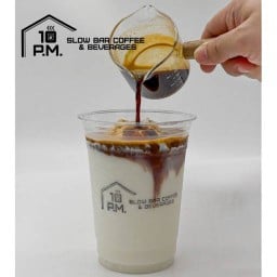 10 P.M. Slow bar coffee & Beverages