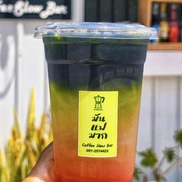 ชาเขียวน้ำผึ้งมะนาว+สตอเบอรี่