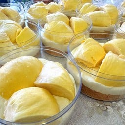 ทุเรียนชีสพาย หมอนทอง (ใหญ่)