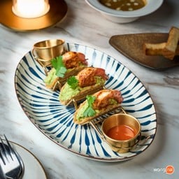 เมนูแนะนำ “Tagos Shrimp” ตัวทาโกและนาโช ที่ร้านจะเป็นสไตล์ Mexican Twist  