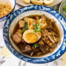 ก๋วยจั๊บน้ำข้น (ทุกอย่าง)