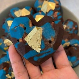 For u Homemade bakery&drinks หน้าหอพักตักสิลา ตรงข้าม ปตท.วังยาว (คลีนิกทันตกรรมฟอยู)