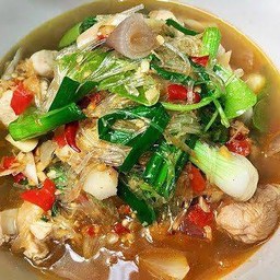 แกงไก่ใส่วุ้นเส้น