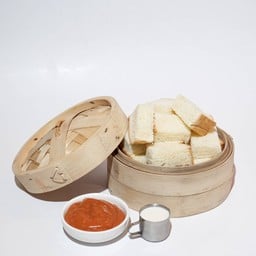 ขนมปังอบไอน้ำสังขยาชาไทย