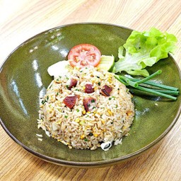 ข้าวผัดกุนเชียง  Fried Rice with Sweet Sausage