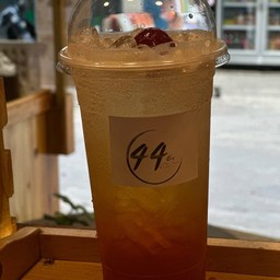 พีช โซดา