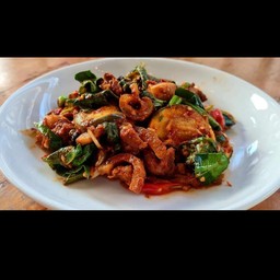 ผัดเผ็ดหมูป่า