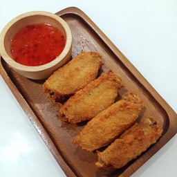 ปีกกลางไก่ทอดน้ำปลา S