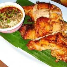 สะโพกน่องไก่ย่าง 1 ชิ้น