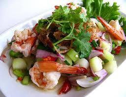 ยำคะน้ากุ้งสด