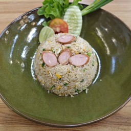 ข้าวผัดไส้กรอก Fried Rice with Sausage