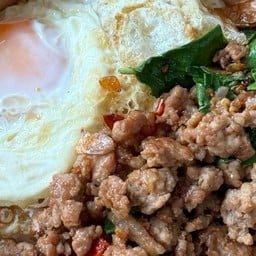 กระเพรานายหนุ่ม ท่าศาลา