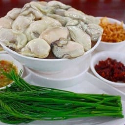หอยนางรมทรงเครื่อง