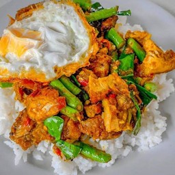 ข้าวราด ผัดพริกแกง