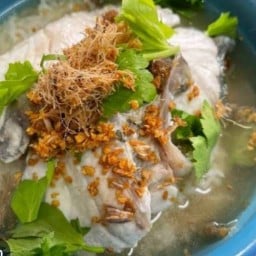 ข้าวต้มปลา สนามบิน