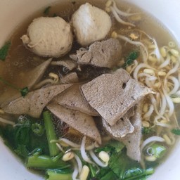 เกาเหลาตับลูกชิ้น