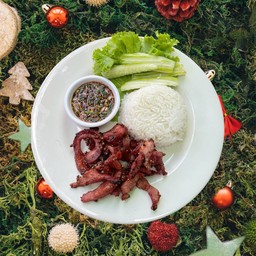 หมูแดดเดียวราดข้าว+น้ำจิ้มแจ่วแช่บ