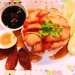 ข้าวหมูแดง