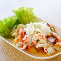 ยำวุ้นเส้นทะเล