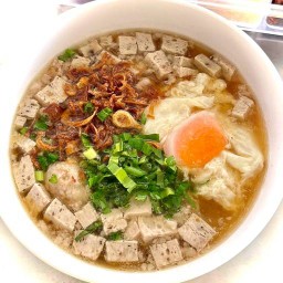 กะเพราถาด ก๋วยจั๊บญวน นายกัปตัน