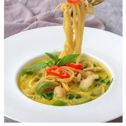 สปาเก็ตตี้เขียวหวานไก่