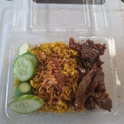 ข้าวหมกเนื้อทอด