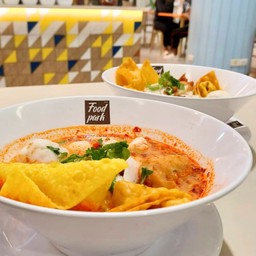 ก๋วยเตี๋ยวต้มยำน้ำพริกเผามะนาวสด