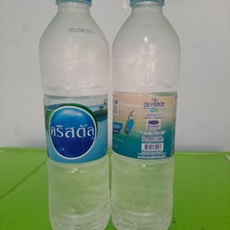 น้ำดื่มคริสตัล  600ml.