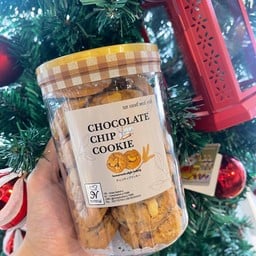 CHOCOLATE-CHIP COOKIES