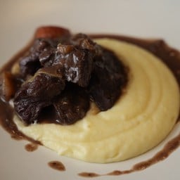 สตูว์เนื้อ