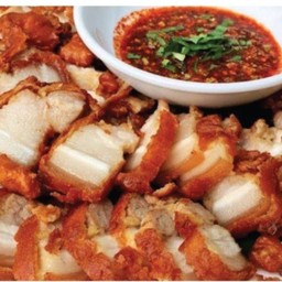 หมูสามชั้นทอดน้ำปลา