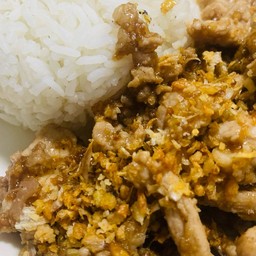 ข้าวกระเทียม-ราดข้าว