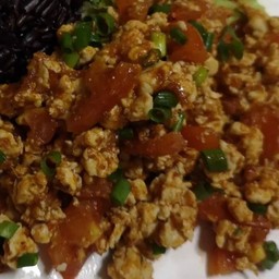 น้ำพริกอ่องไก่สับสูตรใส่ไข่ (209 Kcal) ไข่ต้ม ต้องสั่งเพิ่มนะครับ