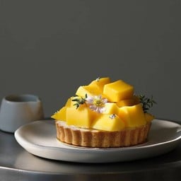 Mango Sticky Rice Tart