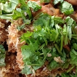 ไก่กระเทียม