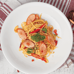 สปาเก็ตตี้ไส้กรอกผัดพริกขี้หนูสวน