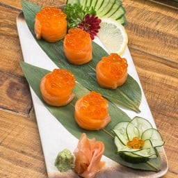 SP18 Salmon Ikura Roll
