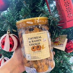 OAT MEAL & RASIN COOKIES