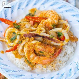 ข้าวทะเลผัดผงกะหรี่
