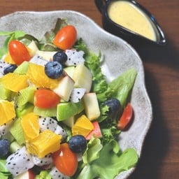 สลัดเสาวรส